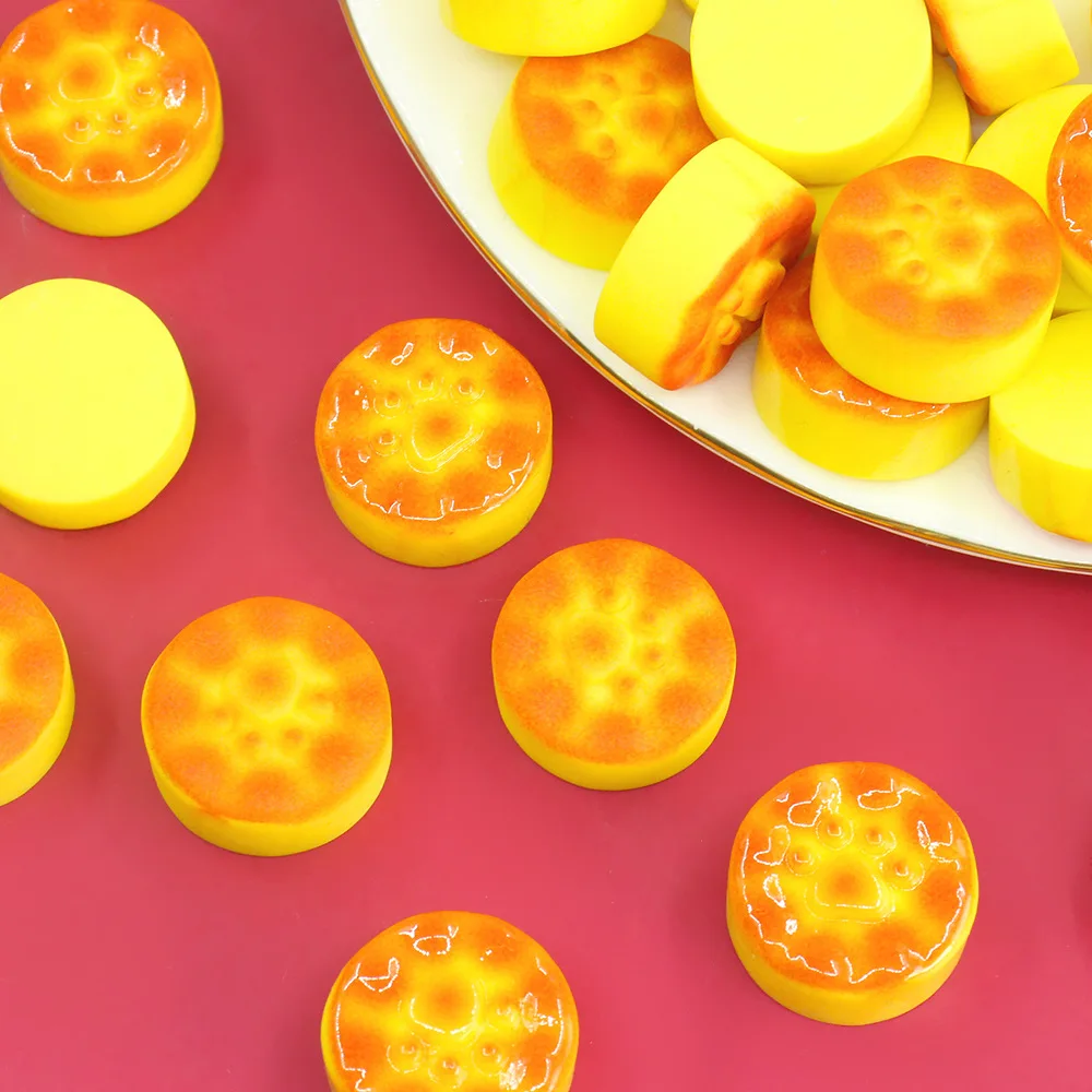 Kawaii Round Resin Mini Cat's  - Christmas Craft Embellishment recension och pris